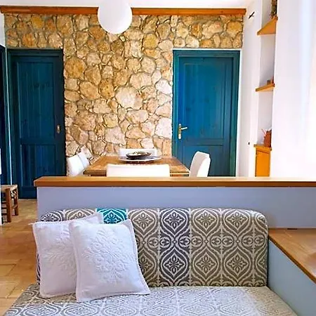 Hotel Sardinian Stone House- Beachfront Oristano